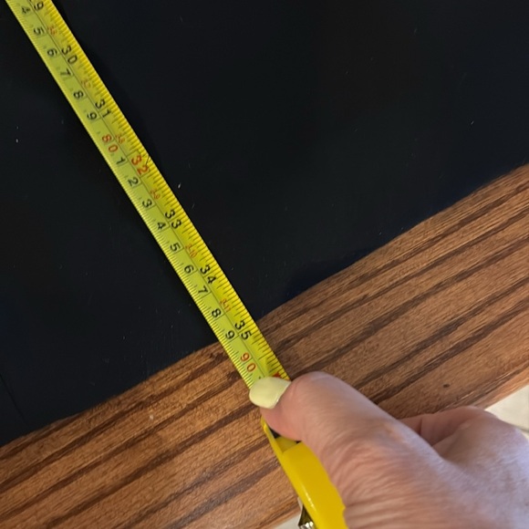 Jones New York staple Black sleeveless mini Dress sheath V neck zippered back 8 - Picture 9 of 12